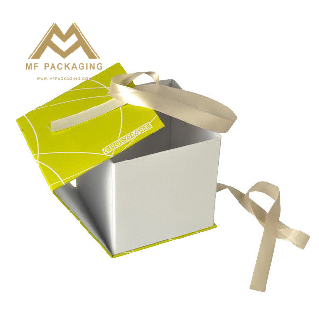 is available material: artcard paper, art paper, white board